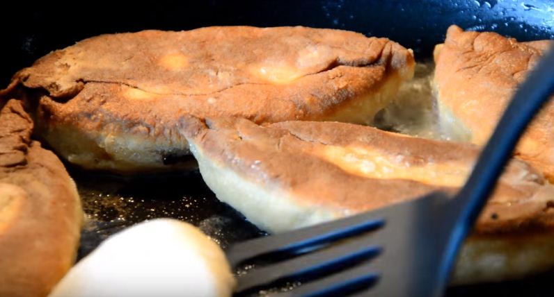 pirozhki_s_kartoshkoi_na_kefire_14.jpg