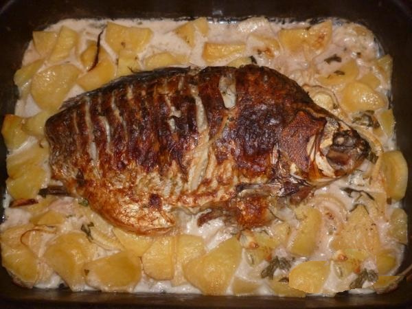 Рыба в сливках с картофелем
