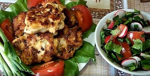 Куриные котлеты с сыром, горчицей, чесноком и зеленью