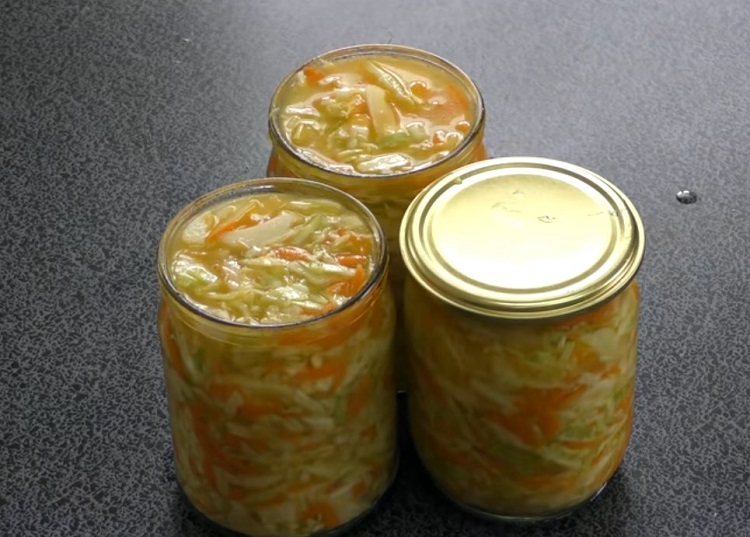 Квашеная капуста на зиму в банках: 10 лучших рецептов очень вкусной капусты Фаза 50