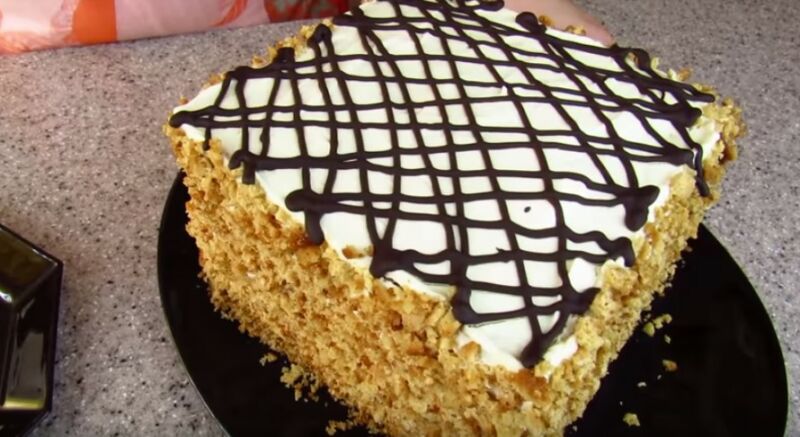 безе со сметаной и черносливом