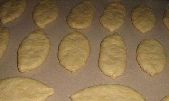 печь пироги