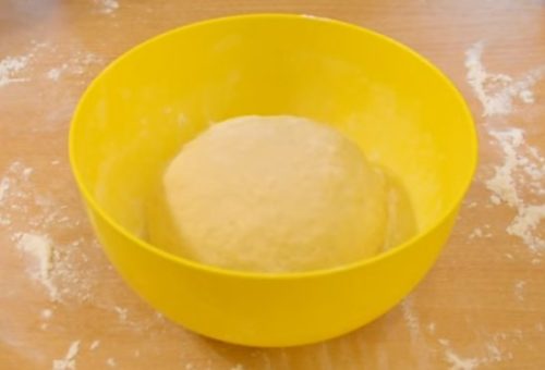 Простой рецепт сдобных булочек с сахаром