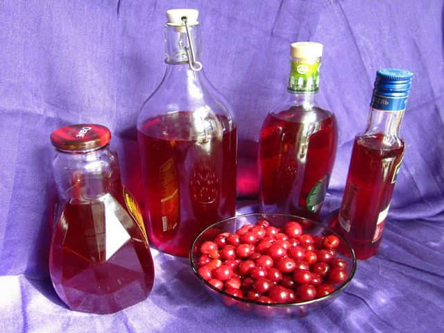 вишневый ликер с косточками