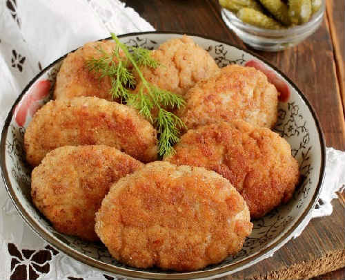 Куриный фарш и свиные отбивные