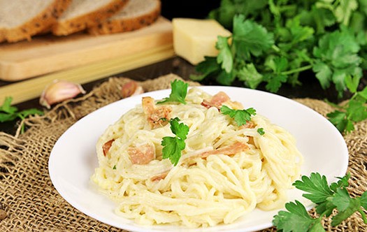Паста карбонара с беконом и сливками - 5 пошаговых рецептов