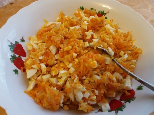Начинка для морковного пирога с яйцами