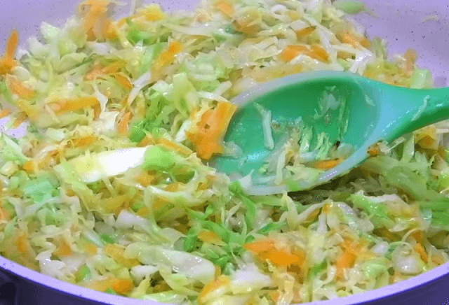 Ленивые голубцы с капустой, рисом и мясным фаршем - 7 рецептов