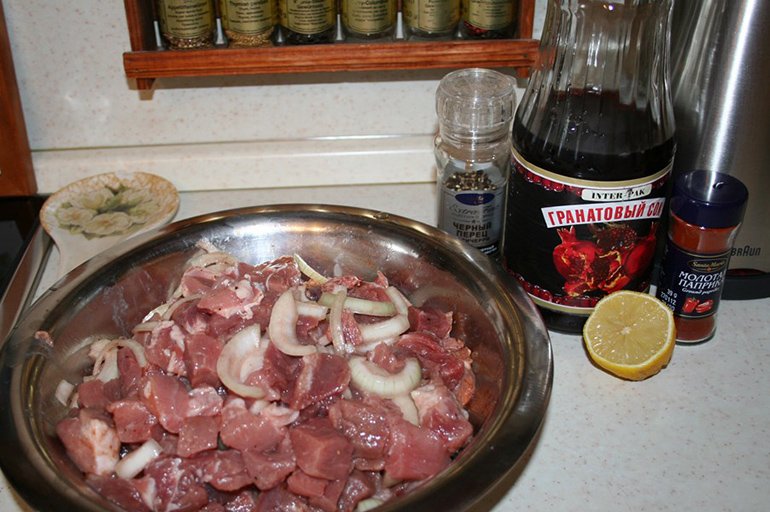 Шашлык в гранатовом соке