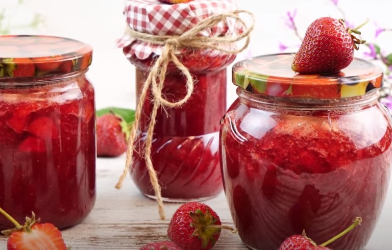 Клубничное варенье на зиму - простые пошаговые рецепты
